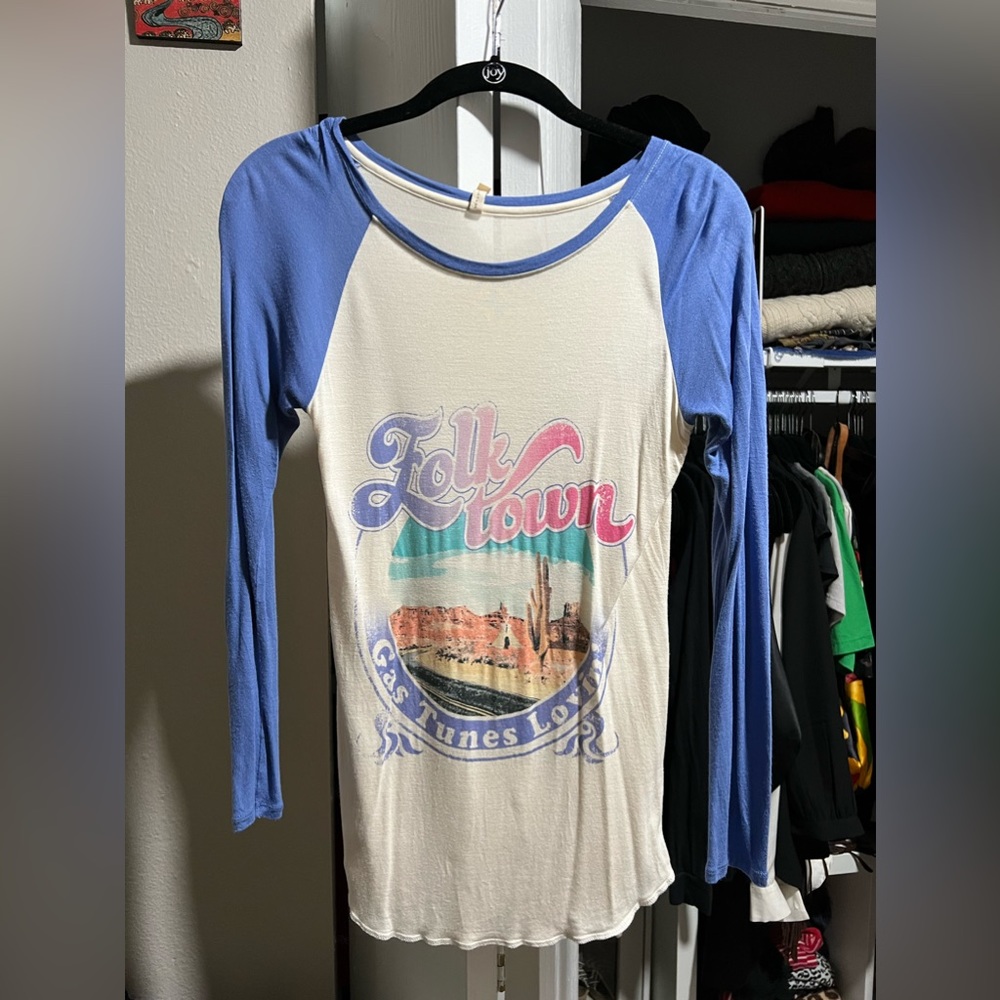Spell raglan